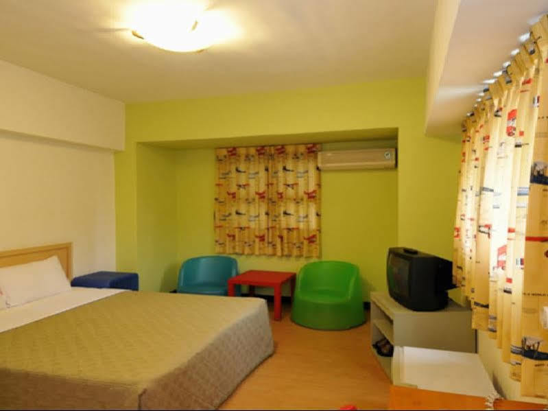 Hwa Hong Hotel Kaohsziung Kültér fotó